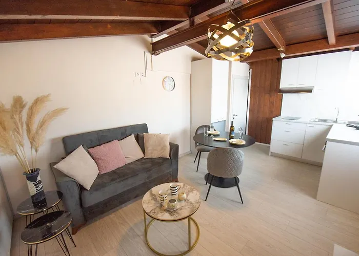 Venetian Apartments, 650M From Corfu Port